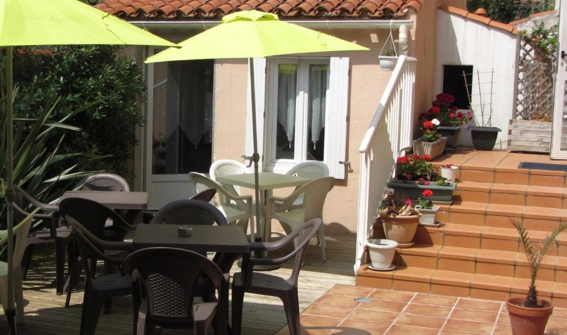 Hotel & Cantine De La Plage Les Sables-d'Olonne Luaran gambar